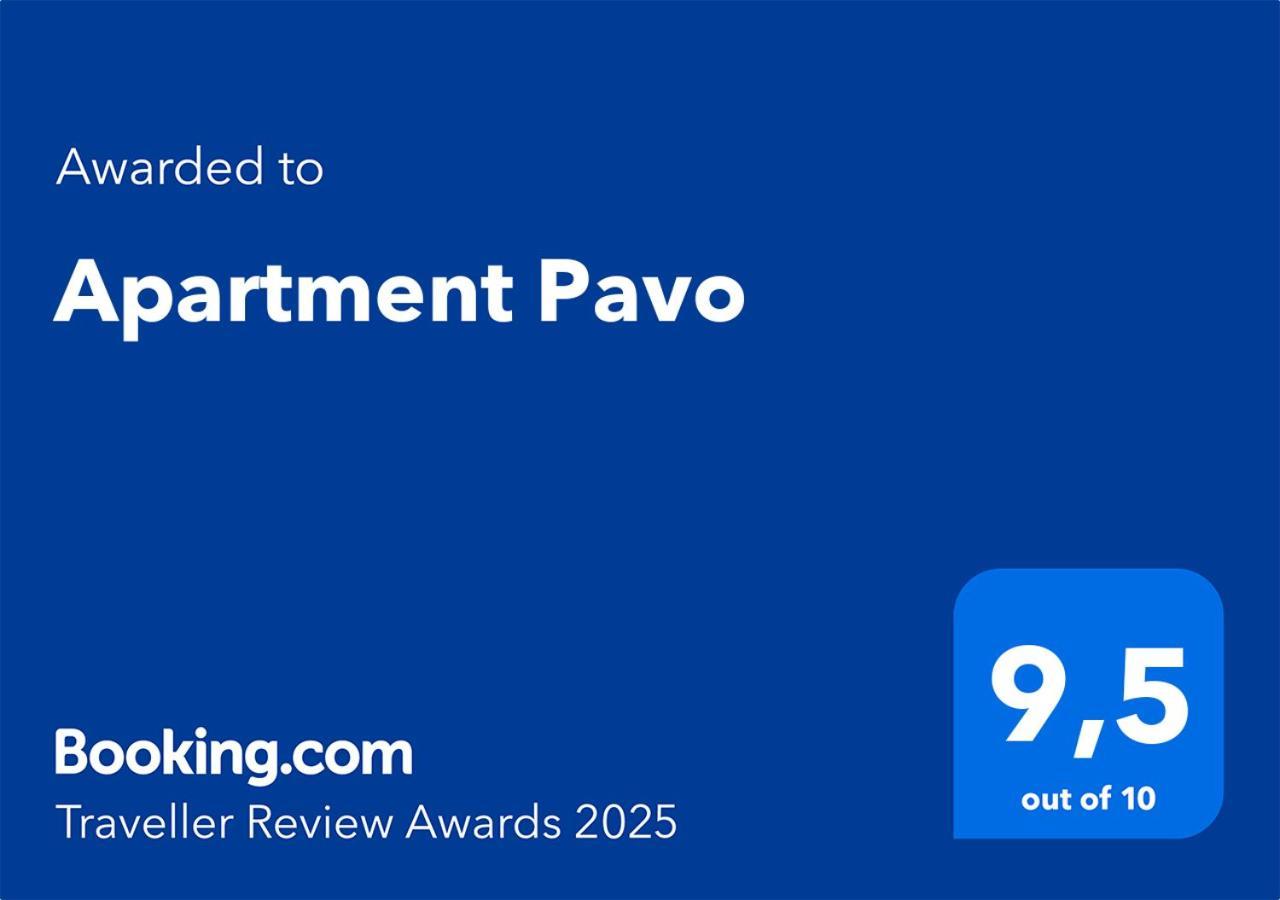 Apartma Pavo *